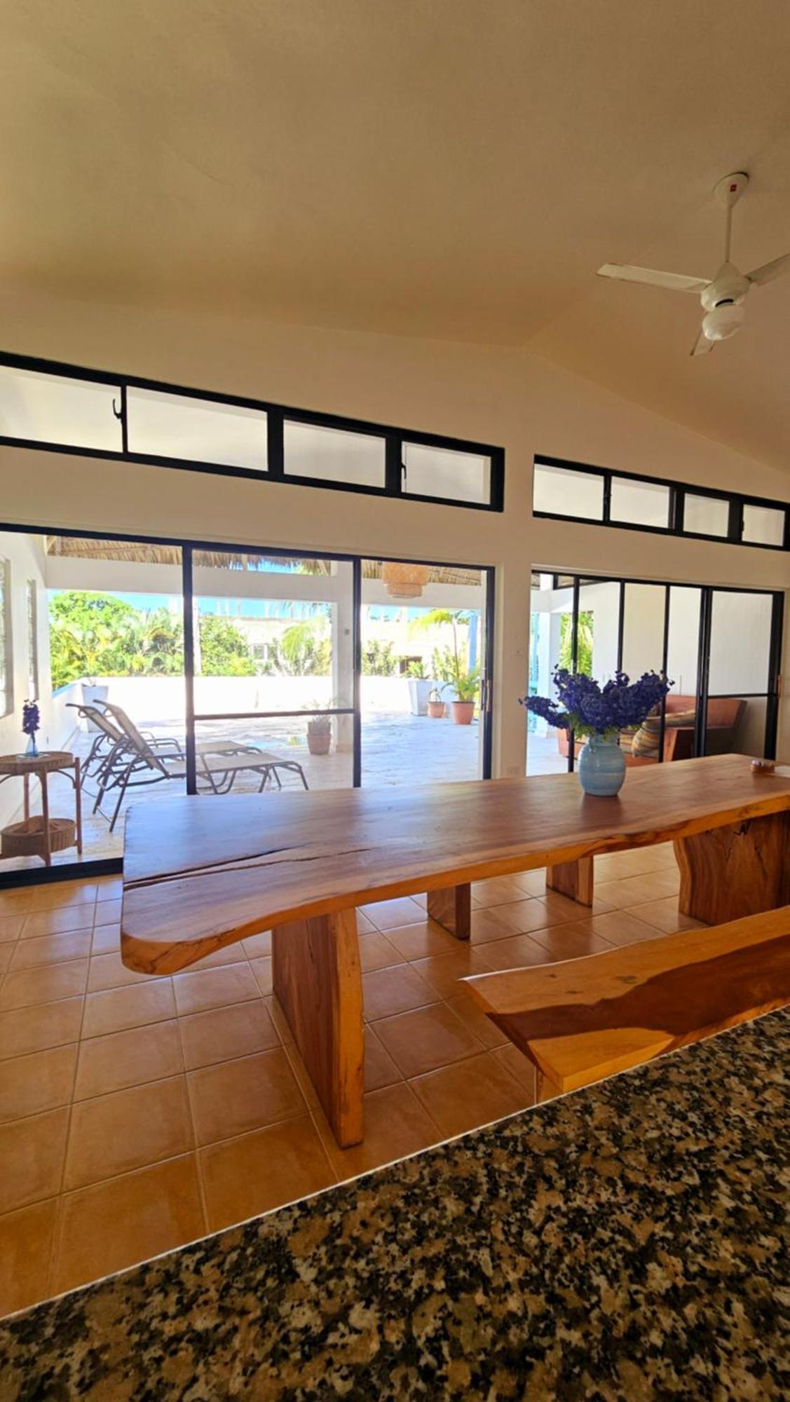 Slabdr Coliving, Once Surf Salvacion Hostel Cabarete Kültér fotó