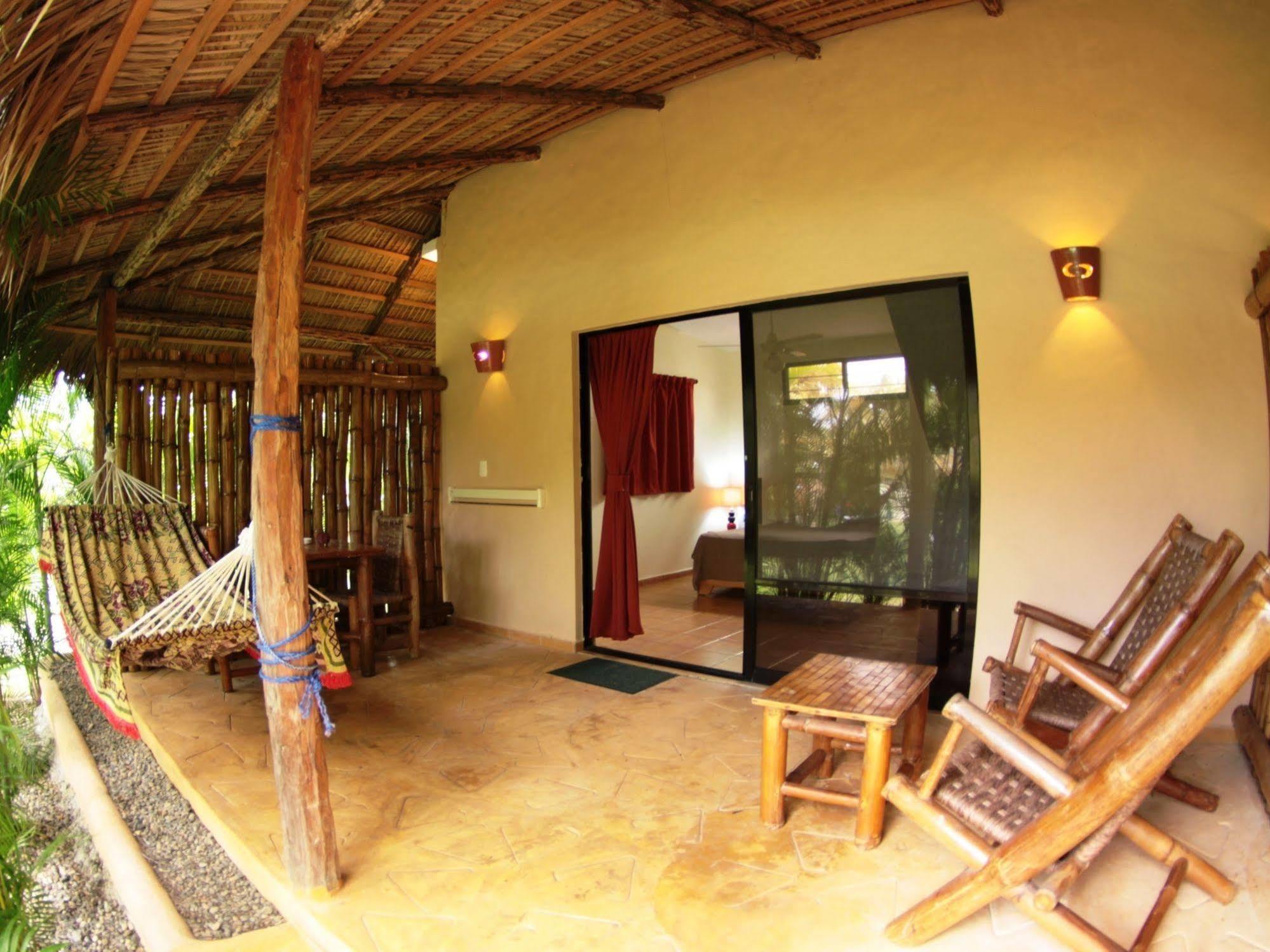 Slabdr Coliving, Once Surf Salvacion Hostel Cabarete Kültér fotó
